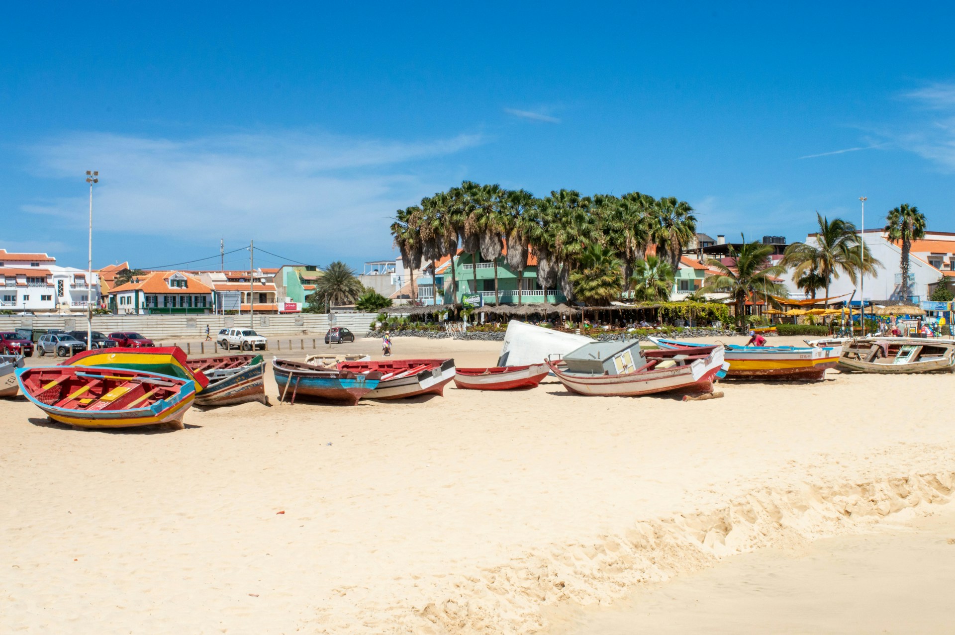 bateau de pêche sur la plage