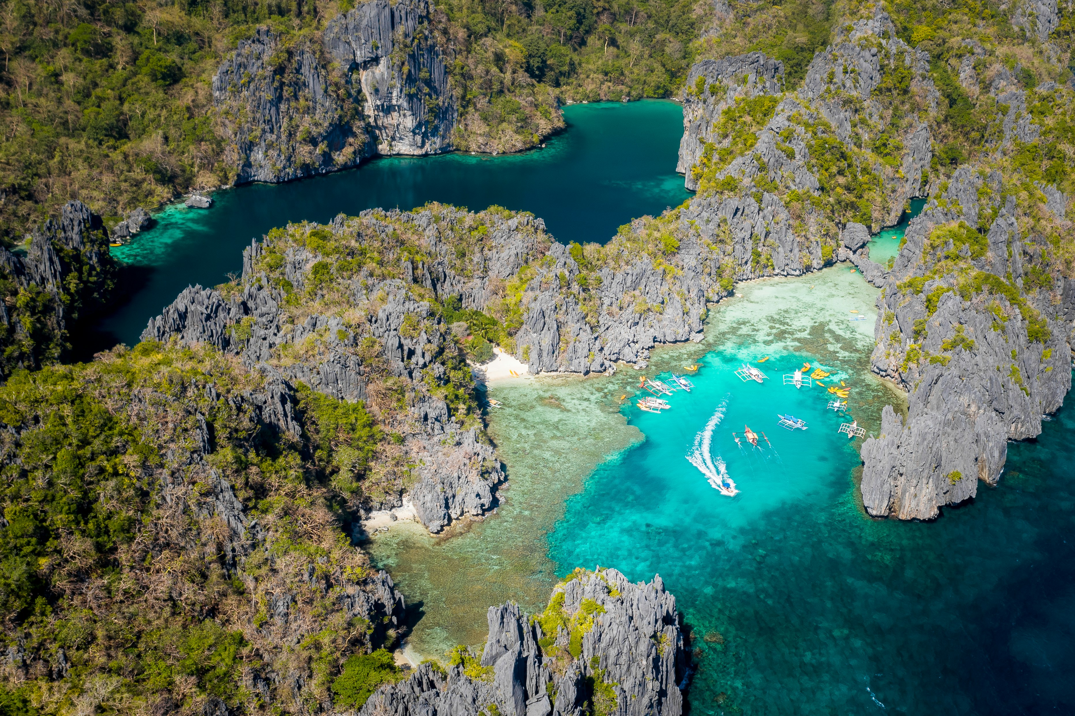 archipels d'îles palawan vue du ciel
