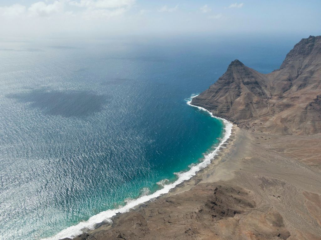 cap vert île volcanique mer 