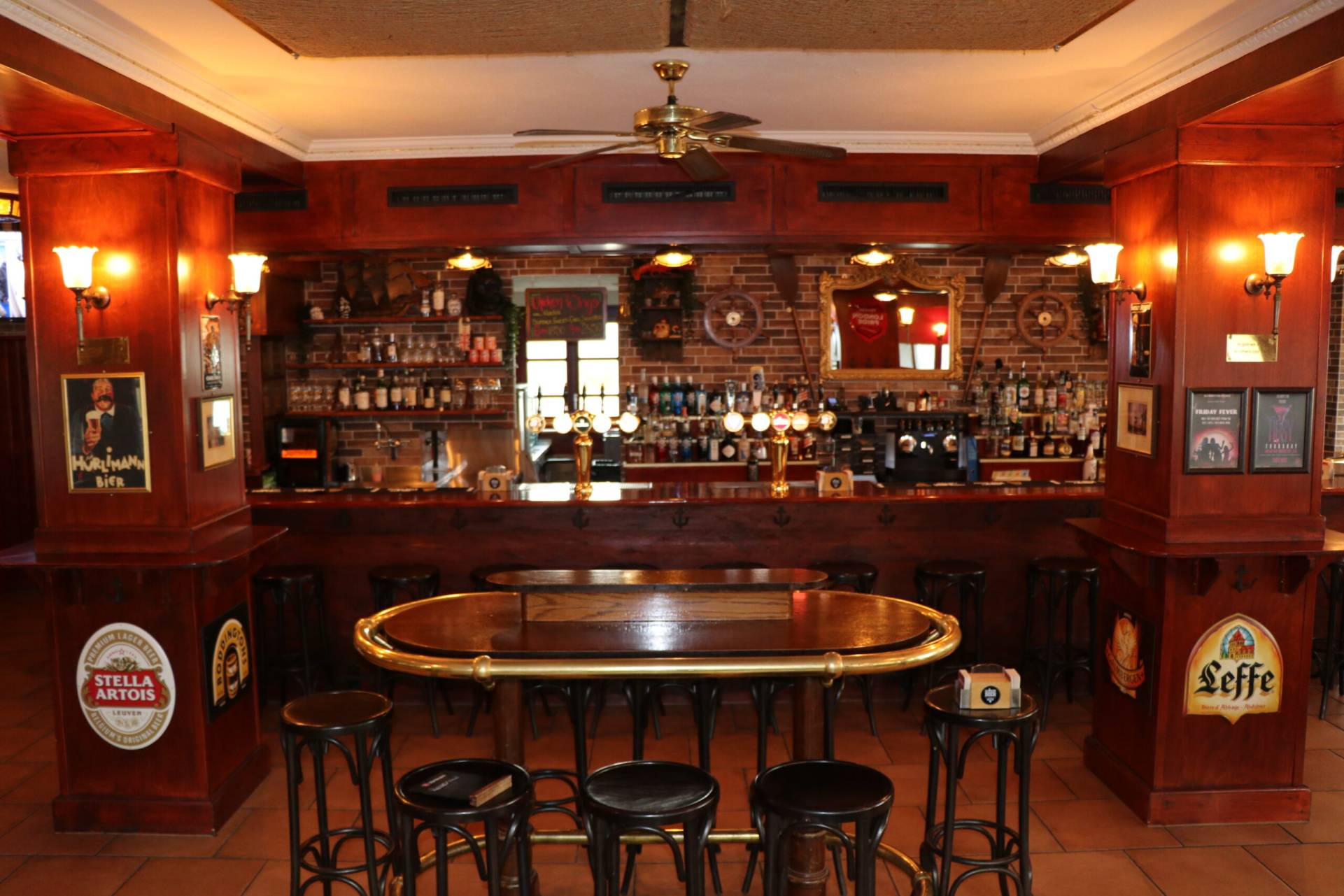 Old Harry's Pub