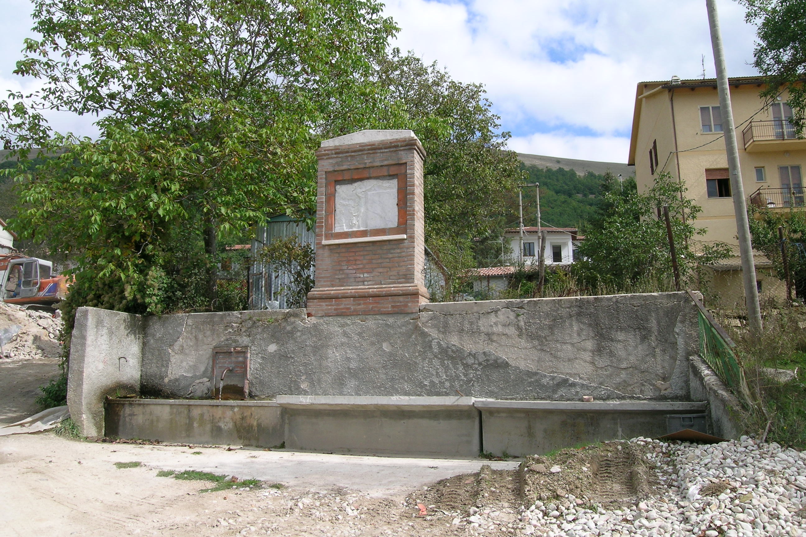 Fontana con lavatoi