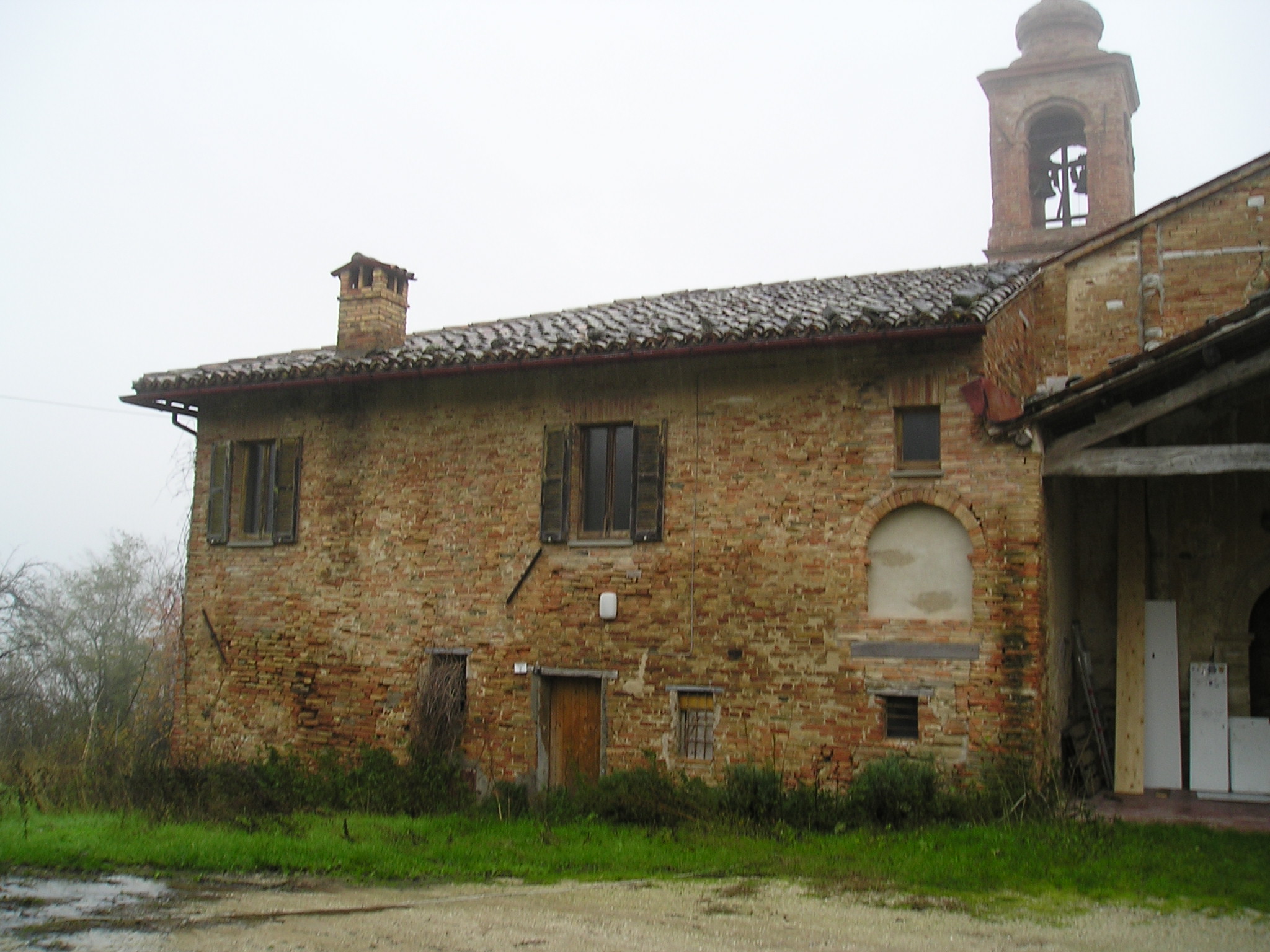 Casa canonica di S. Pietro in Maciolla