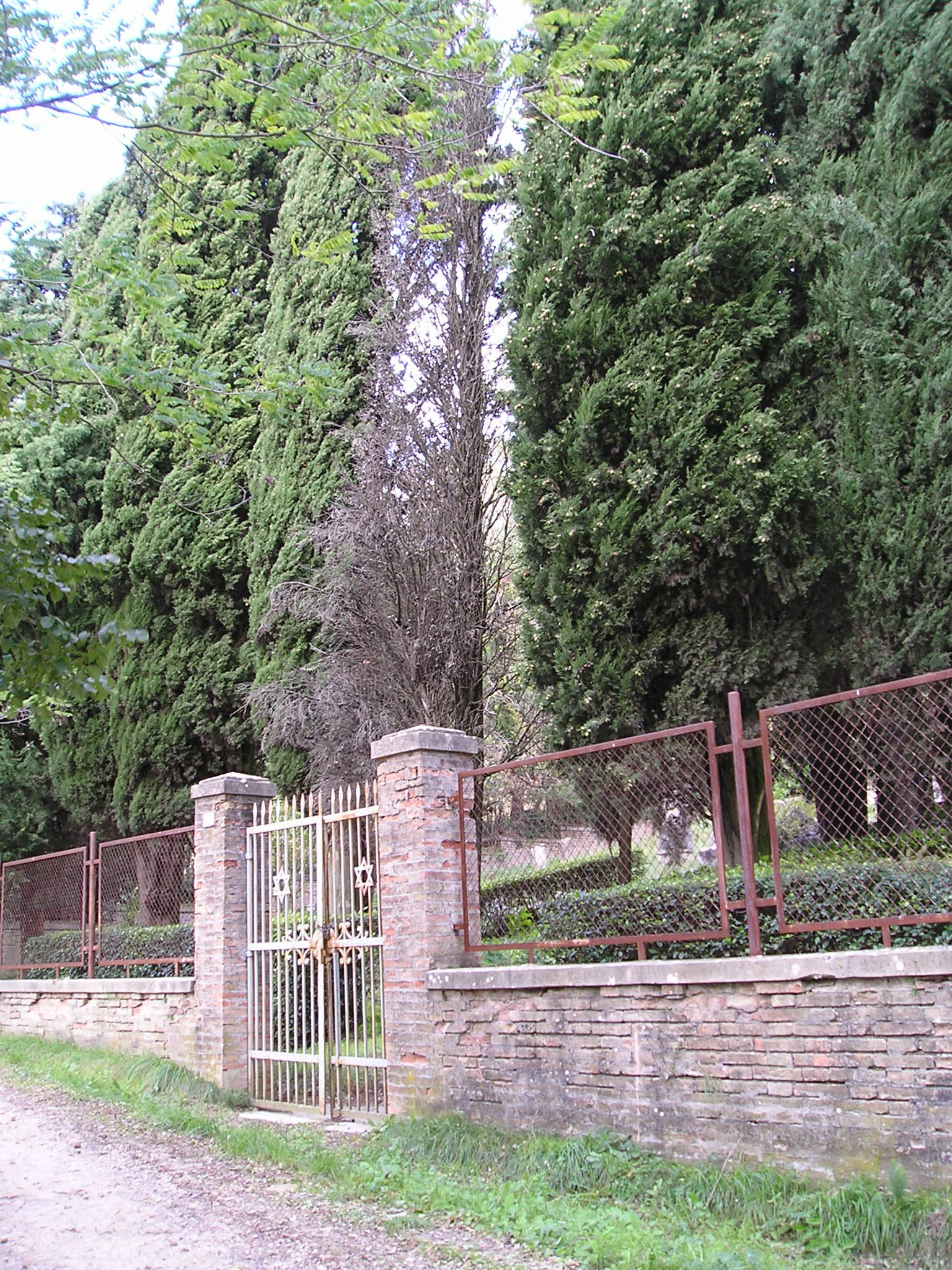 Cimitero degli Ebrei