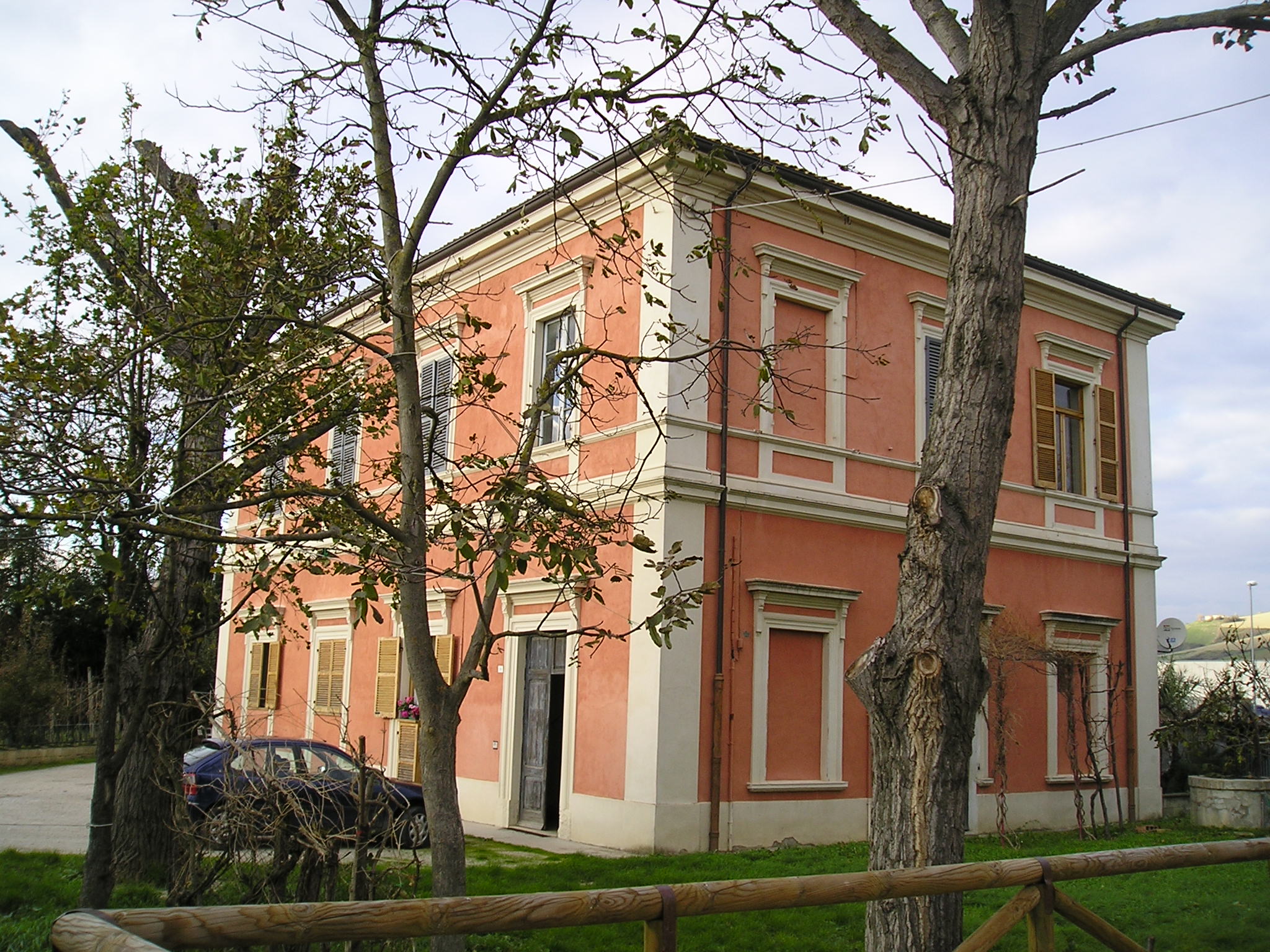 Stazione ferroviaria di Schieti