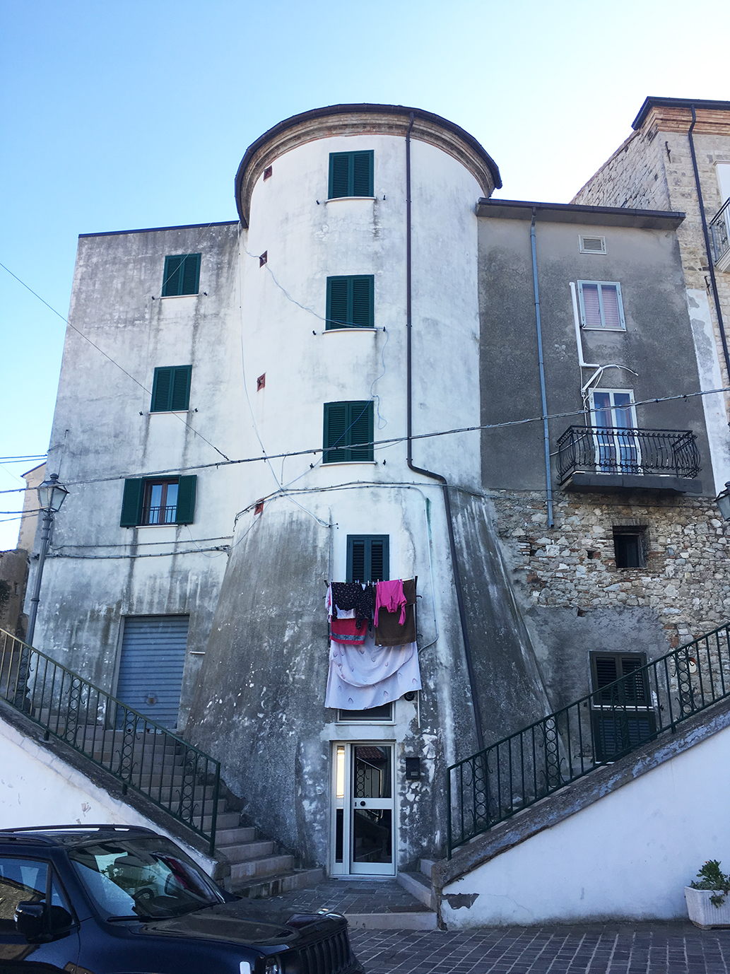 Casa-torre [Via della Torre, 10]