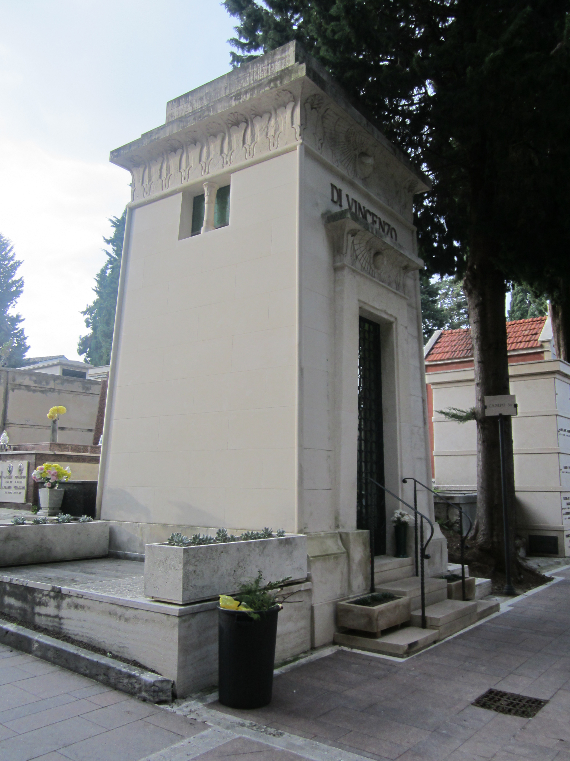 Cappella cimiteriale DI VINCENZO