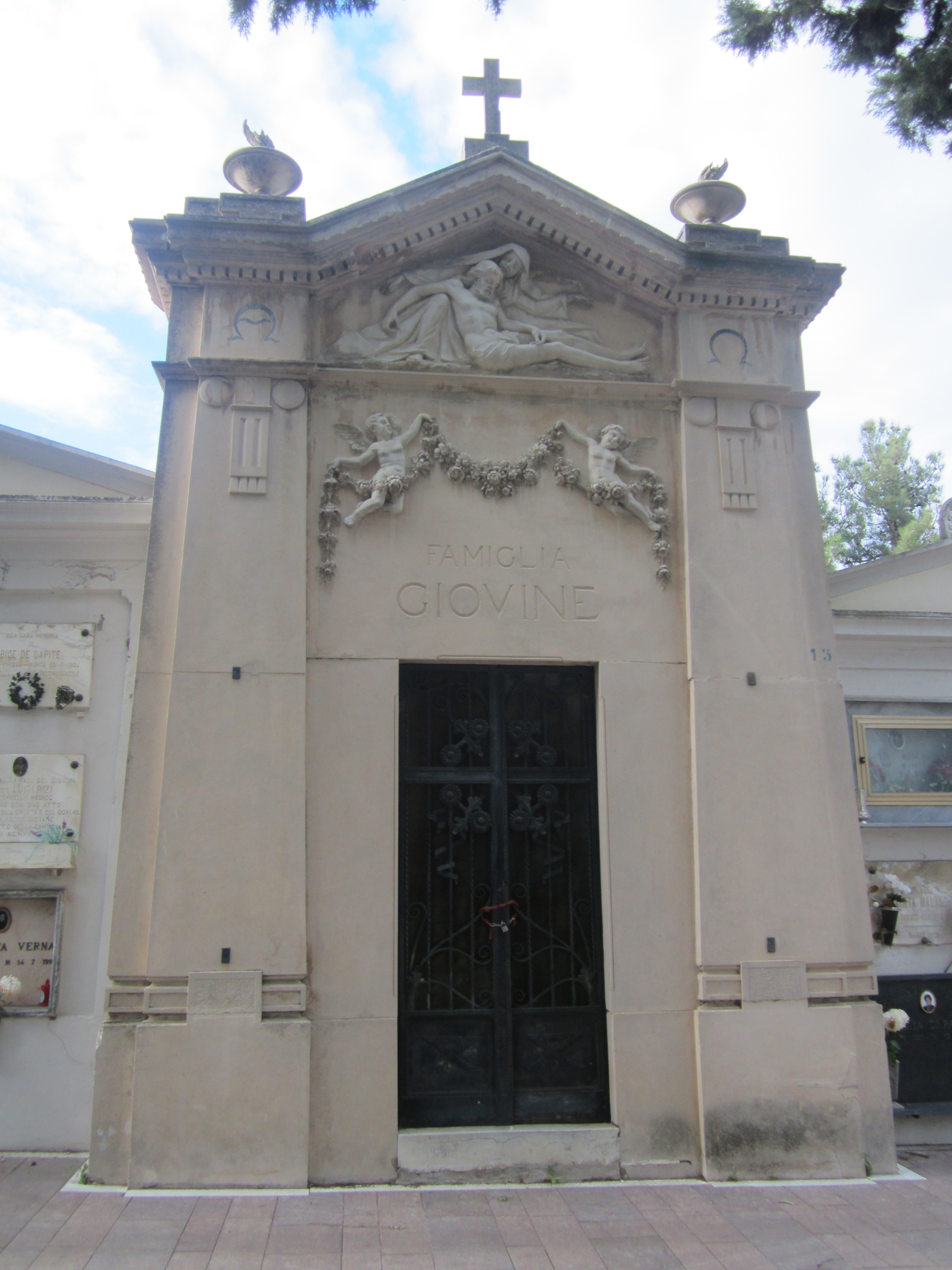 Cappella cimiteriale FAMIGLIA GIOVINE