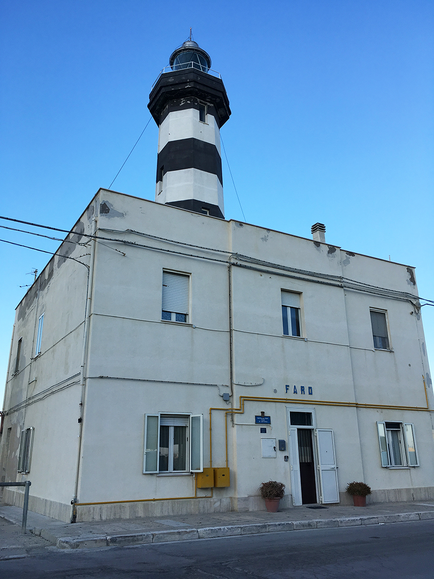 Faro [Strada comunale del Porto]