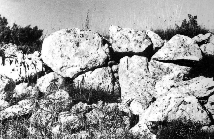 Mura megalitiche di monte Urano