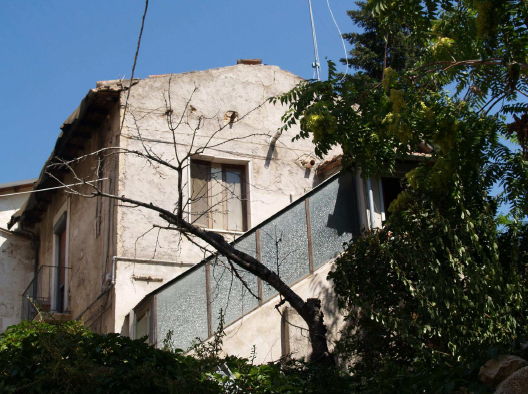 edificio sito in via Fortebraccio