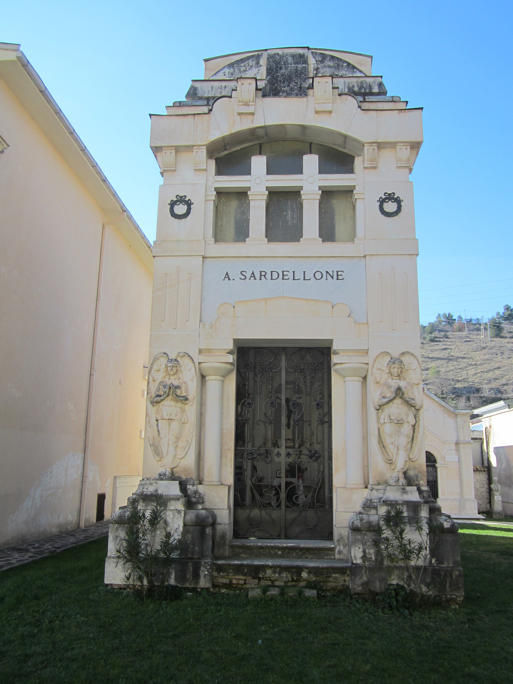 Cappella cimiteriale A. Sardellone