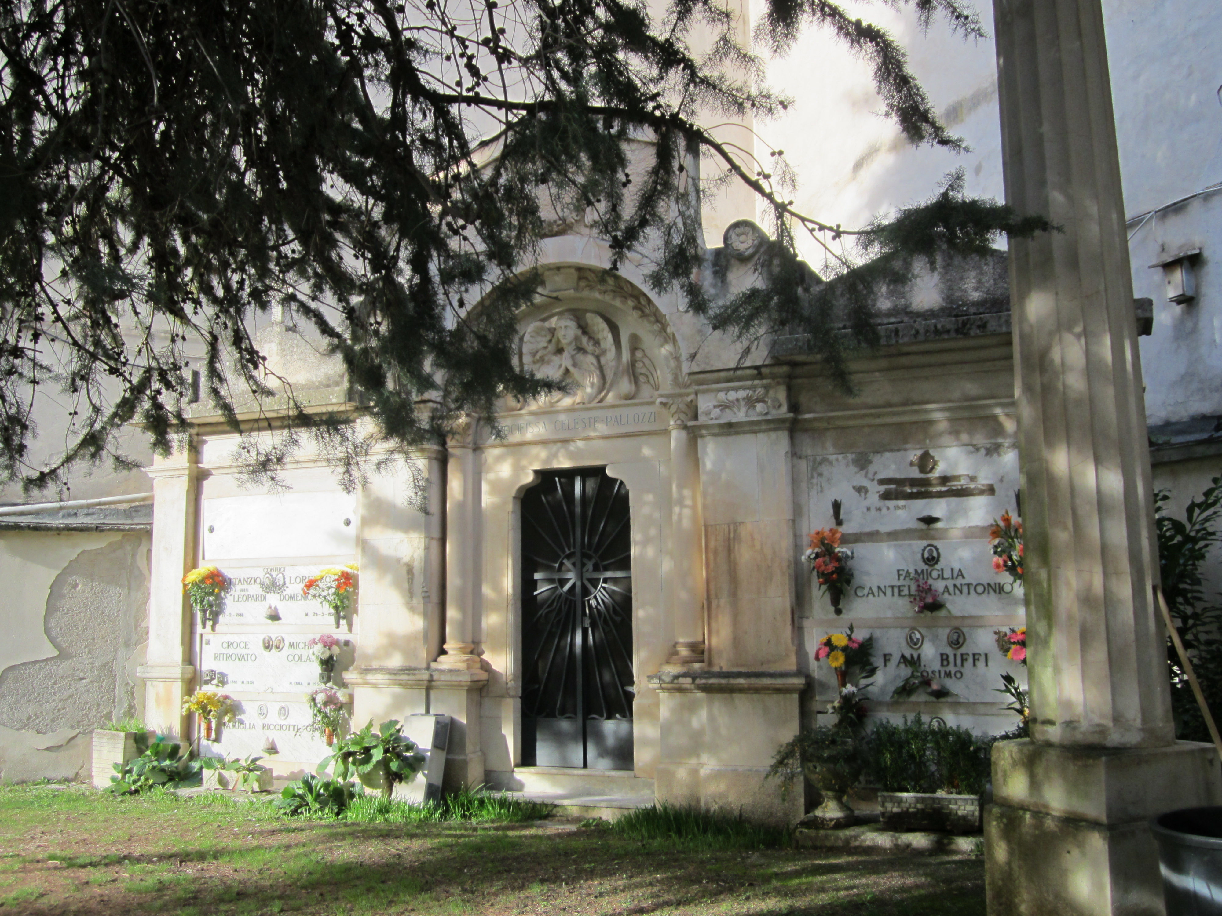 Cappella cimiteriale Crocifissa Celeste Palozzi