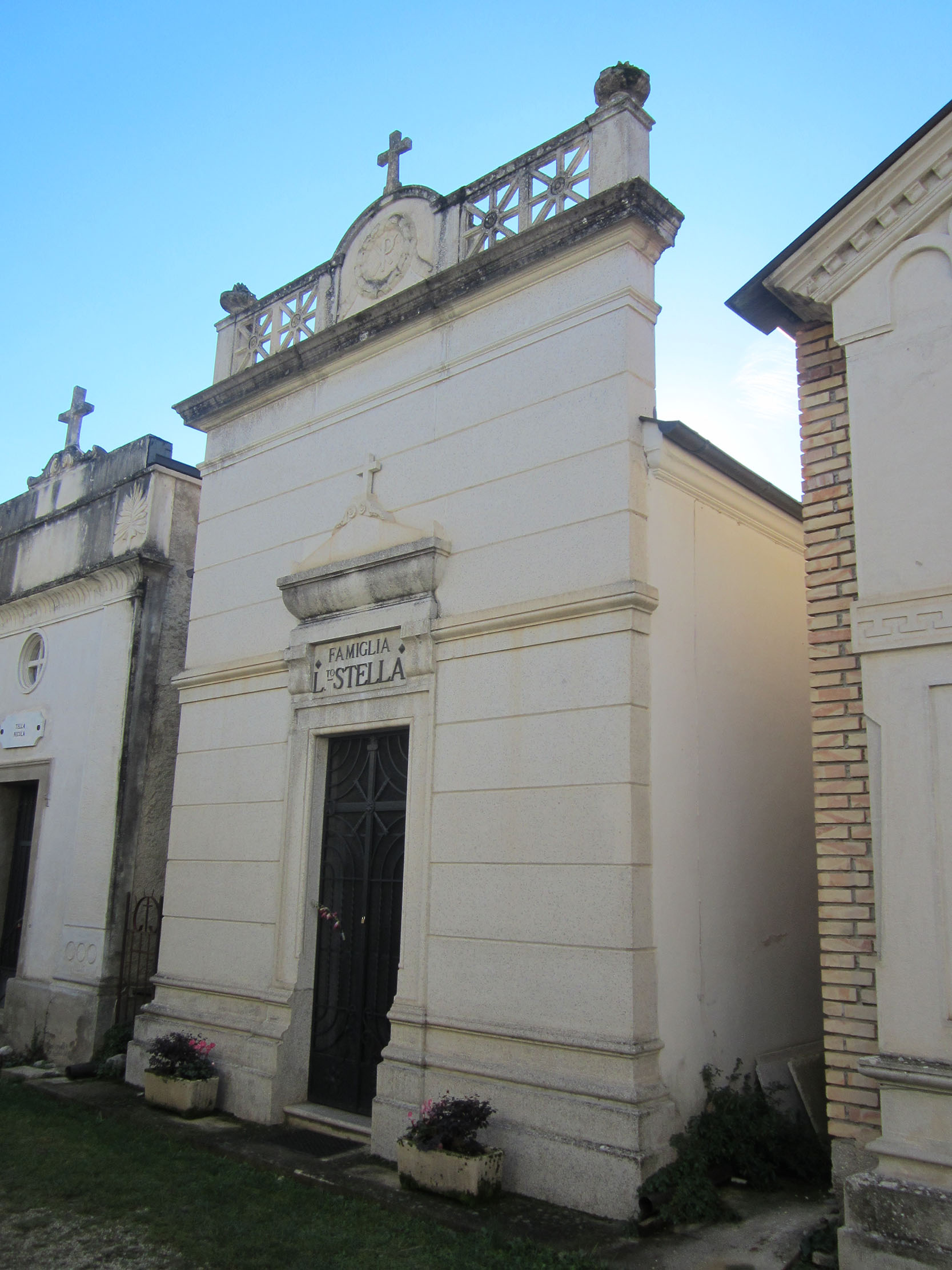 Cappella cimiteriale Famiglia L.To Stella