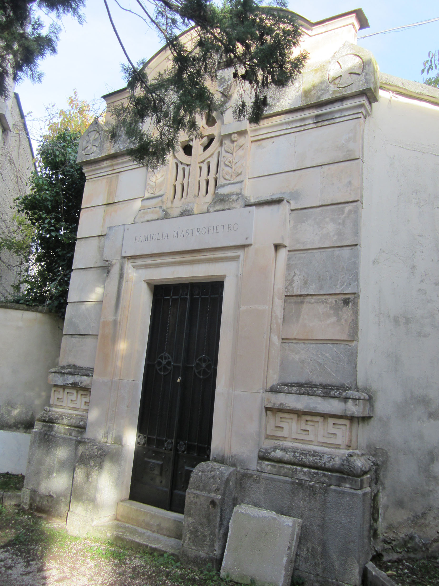 Cappella cimiteriale Famiglia Mastropietro