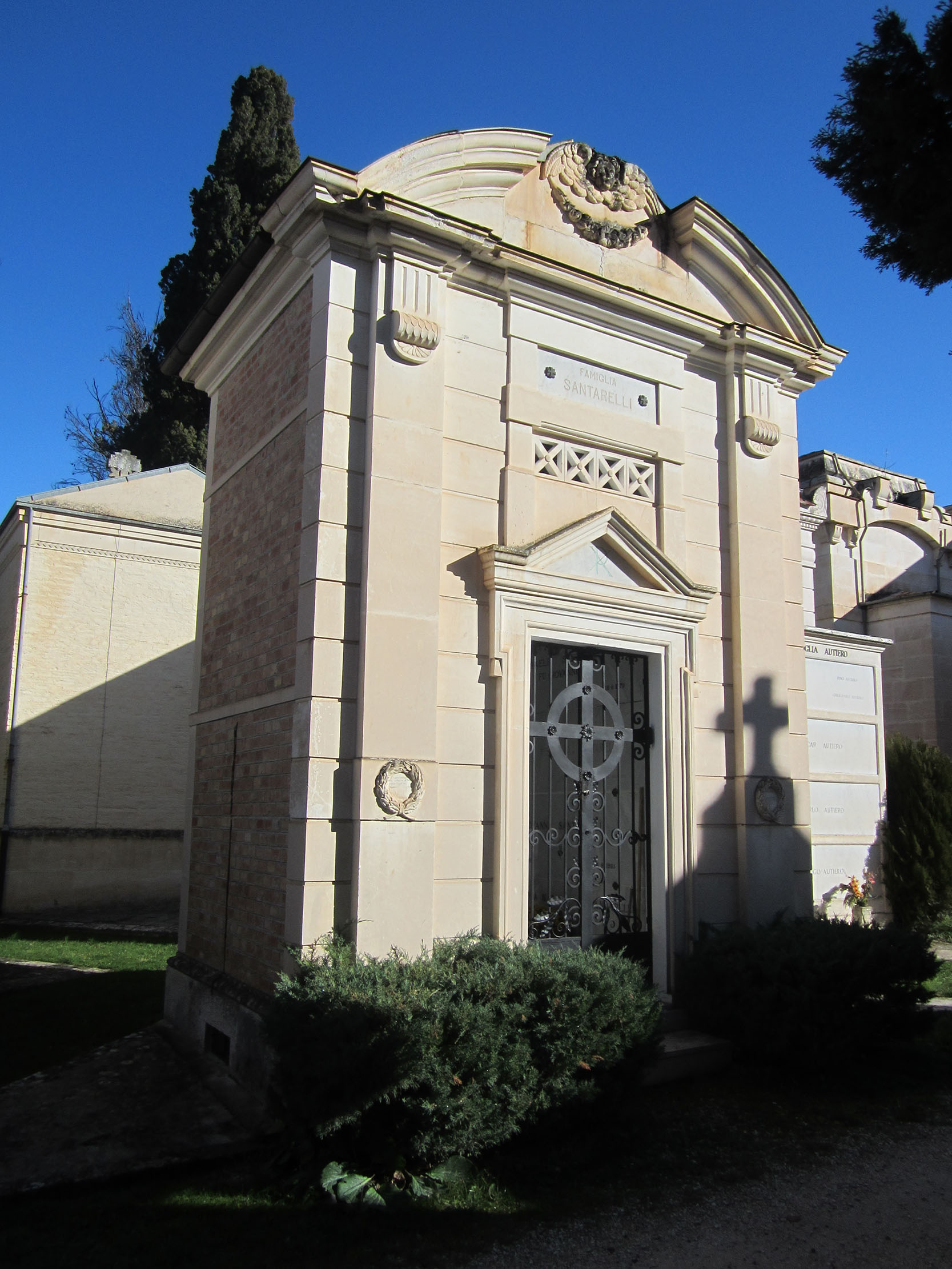 Cappella cimiteriale Famiglia Santarelli