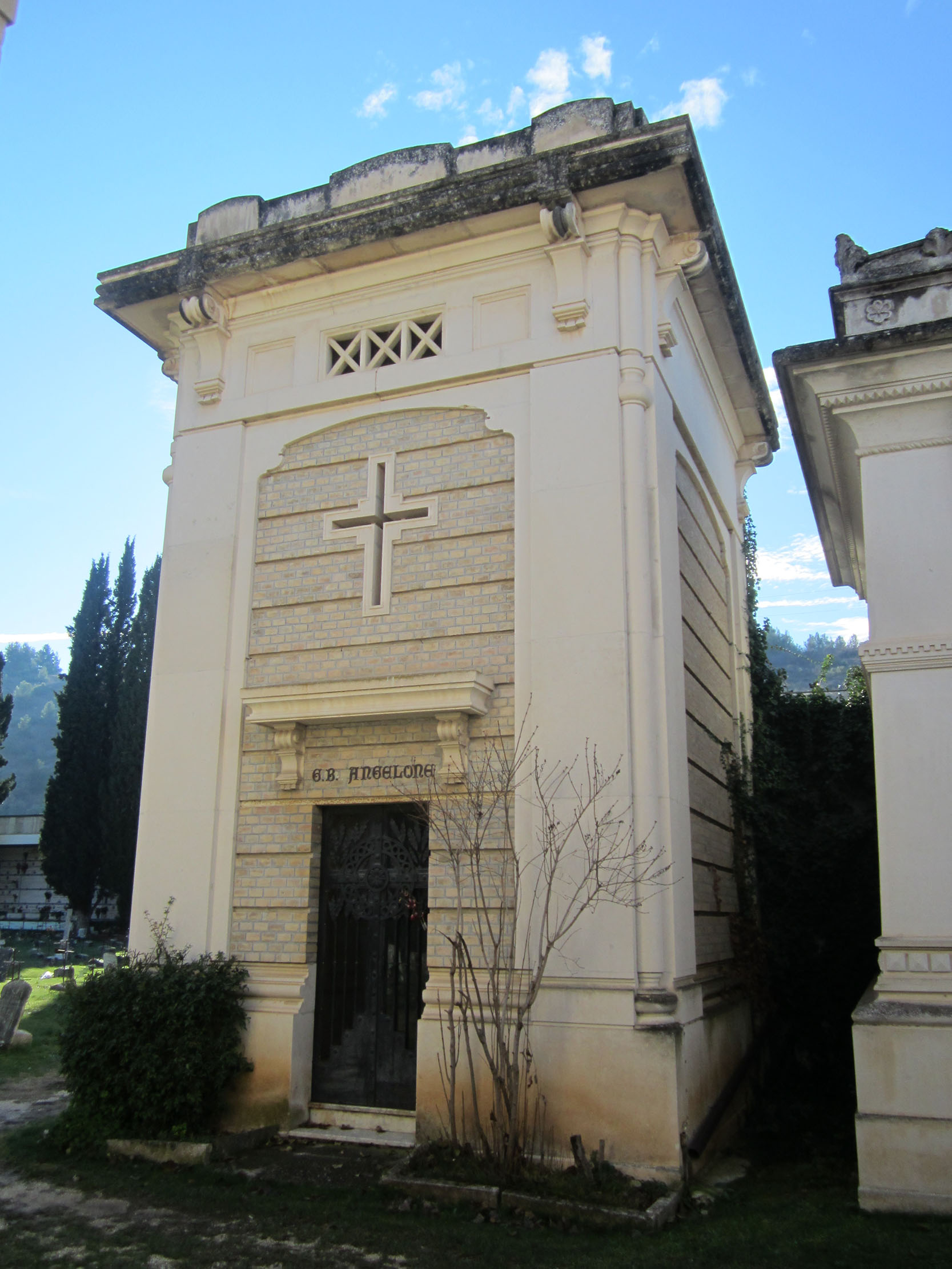 Cappella cimiteriale G.B.Angelone