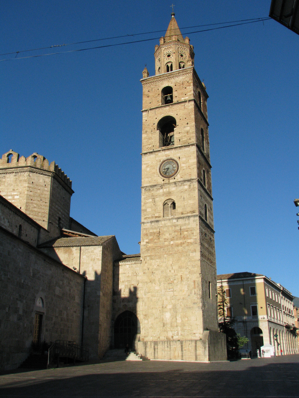 campanile del duomo di Teramo