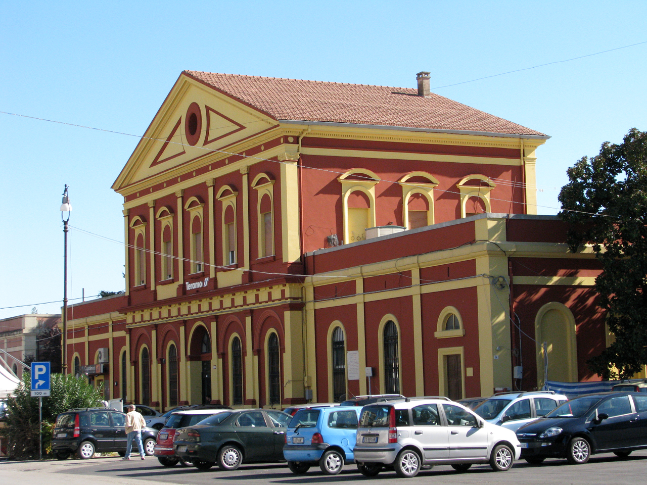 stazione ferroviaria di Teramo