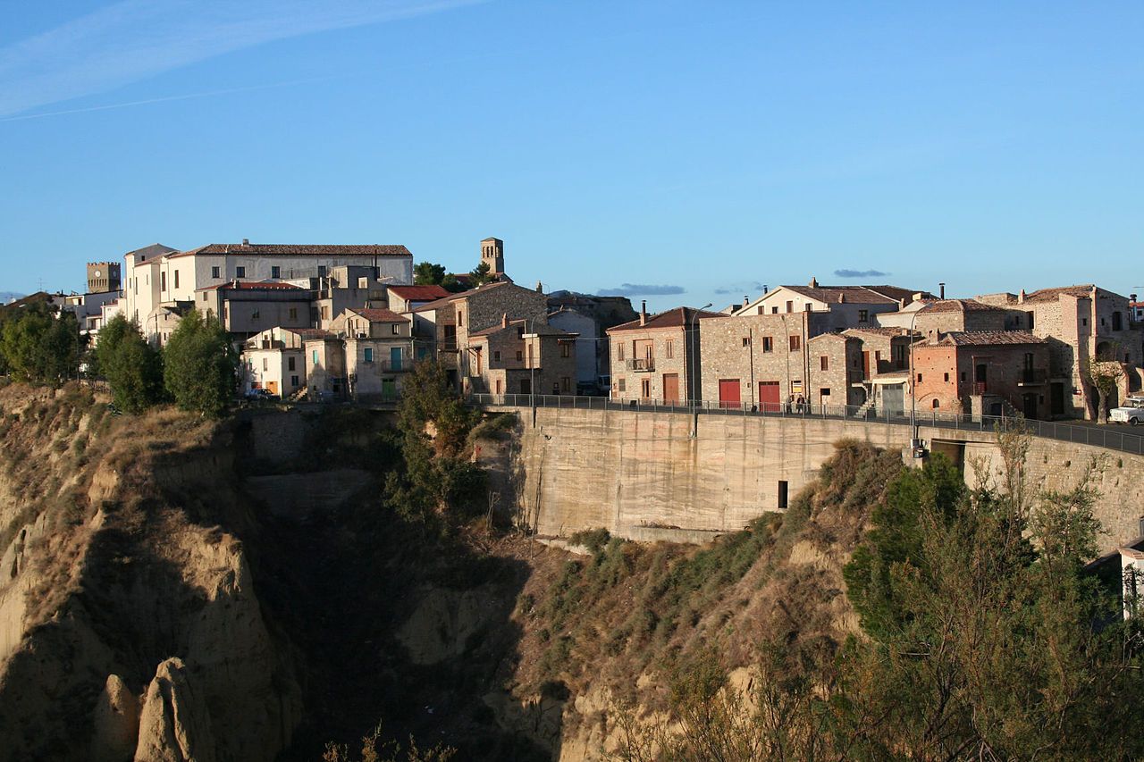 centro storico, collinare, Aliano, Praedium Allianum