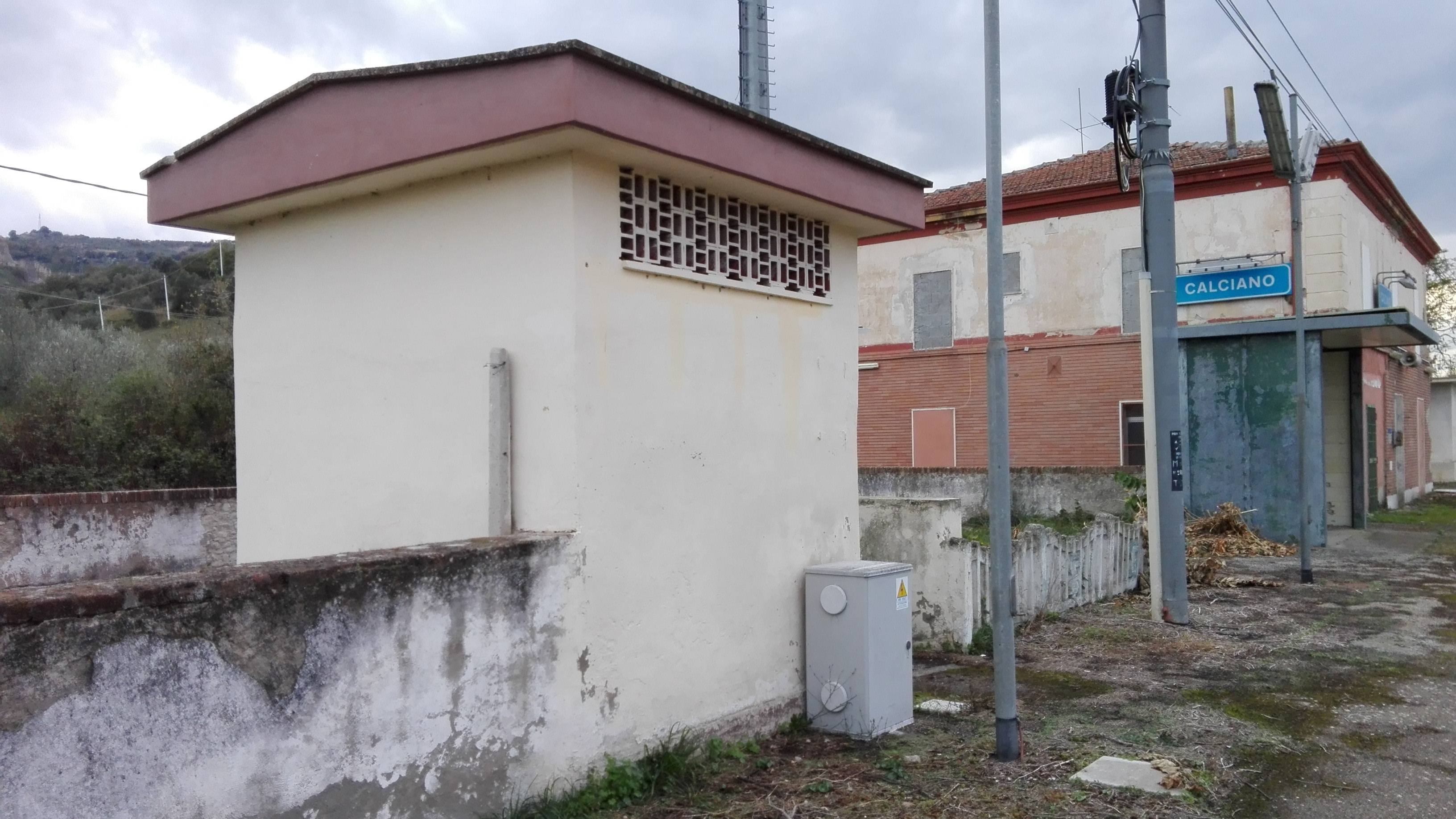 stazione, Stazione ferroviaria e casa cantoniera "Calciano"