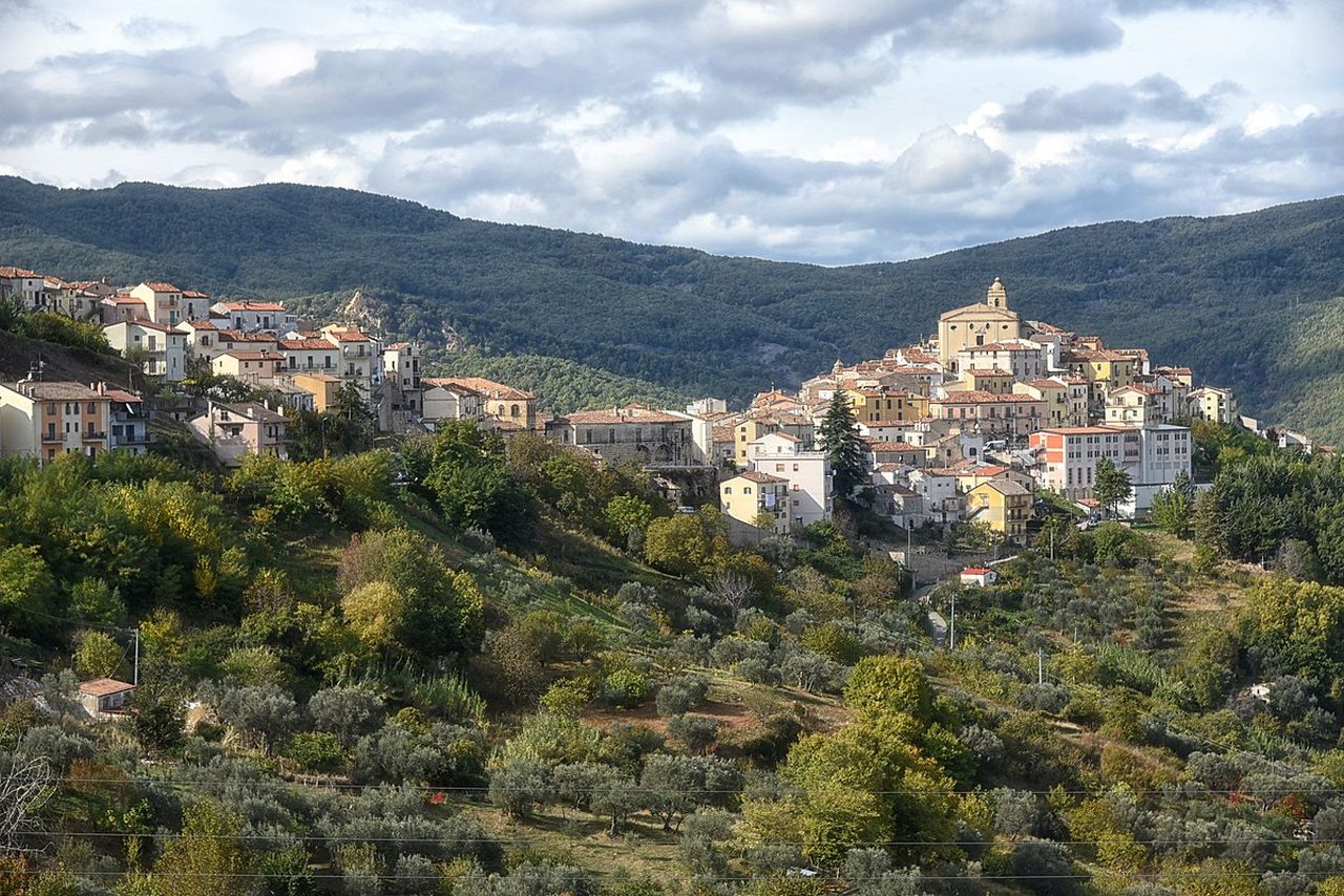 centro storico, collinare, agricolo, Garaguso