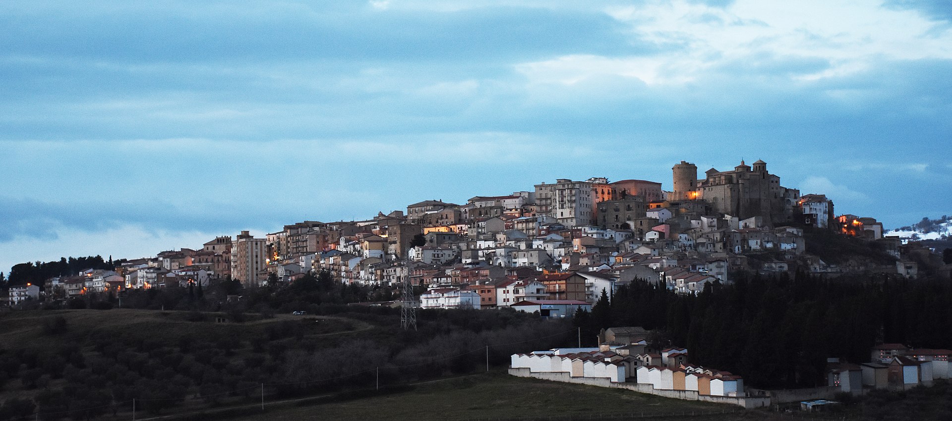 centro storico, collinare, di crinale, murato, San Mauro Forte, San Mauro