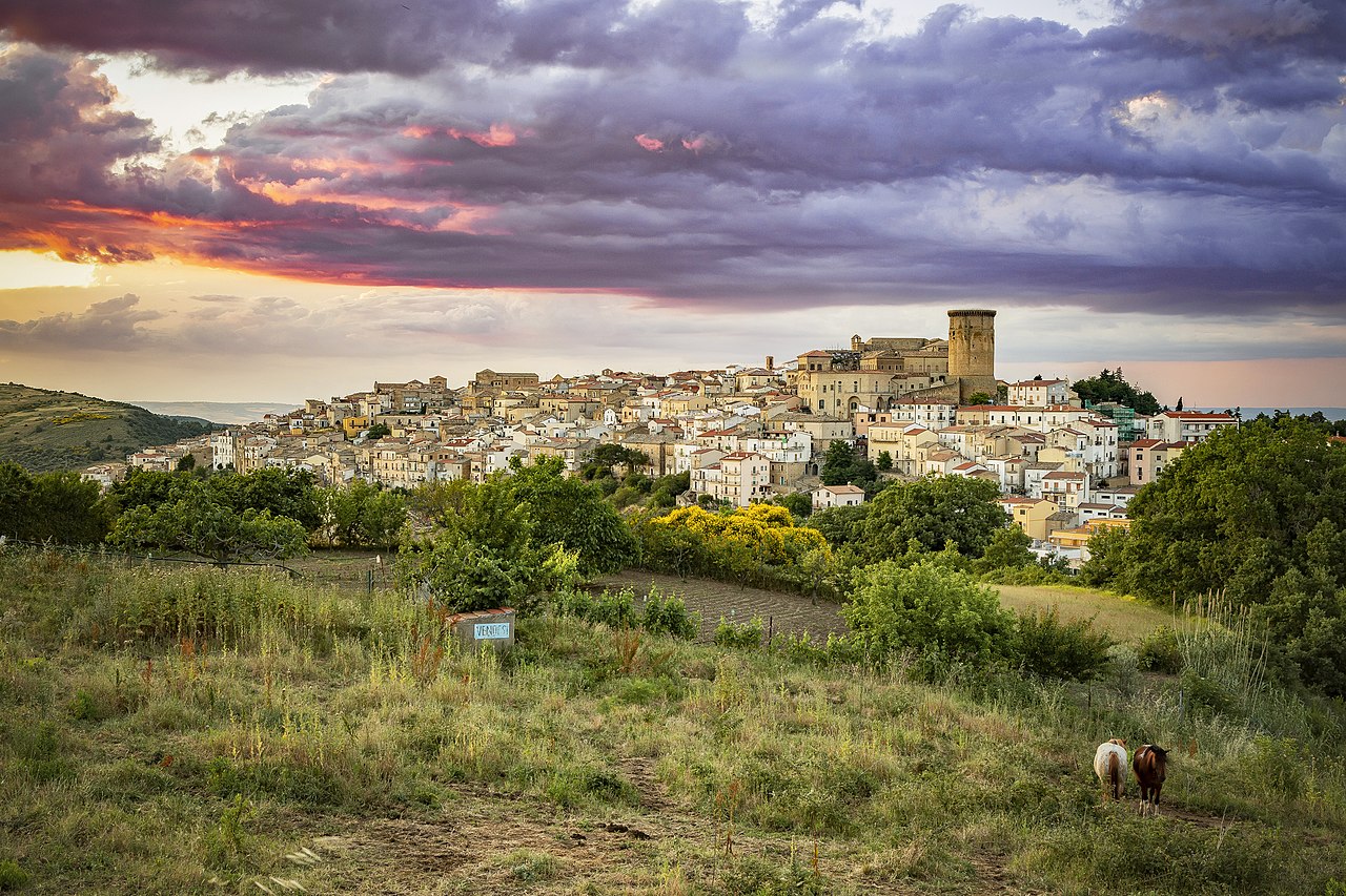 centro storico, di crinale, lineare, difensivo, Tricarico