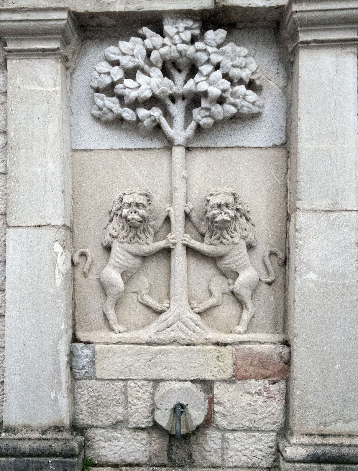 Fontana del Borgo