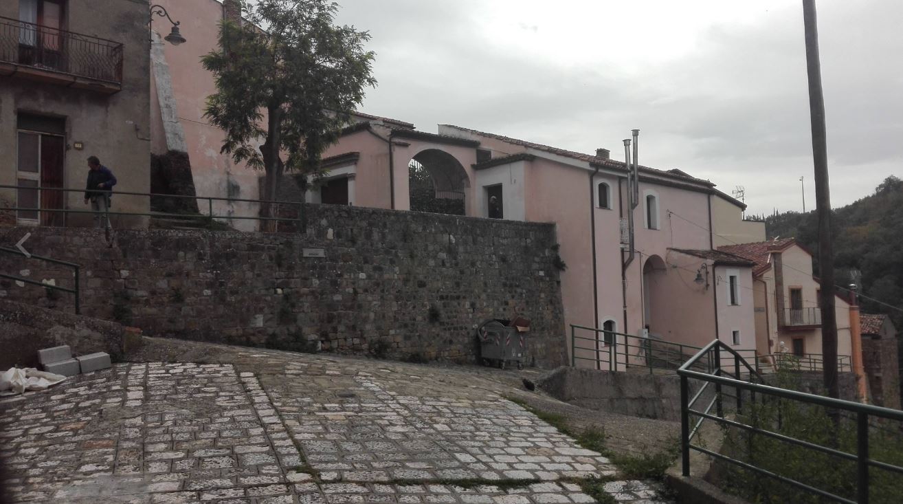 palazzo, Ex Palazzo Baronale