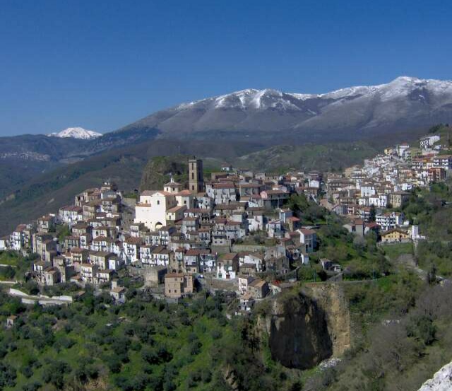 centro storico, di mezzacosta, San Chirico Raparo