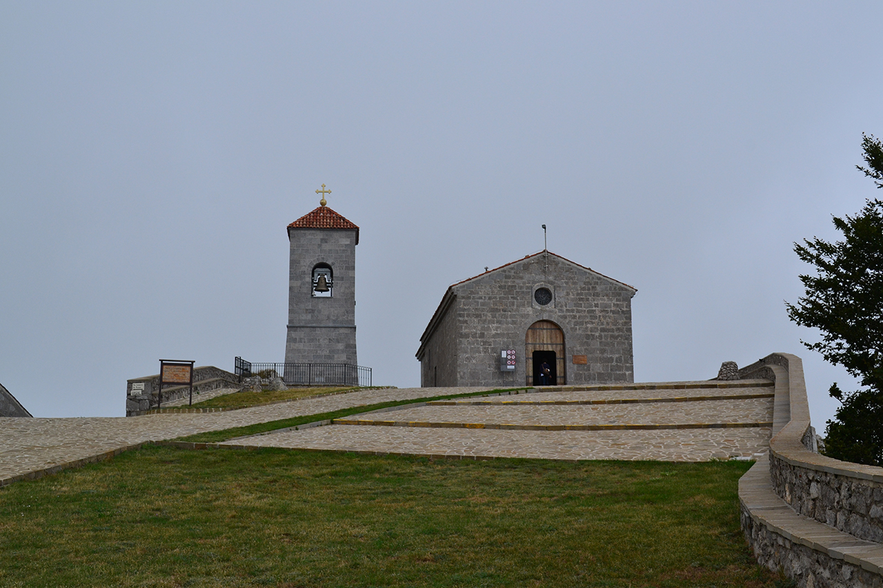 santuario, Santuario della Madonna Nera del Sacro Monte di Viggiano