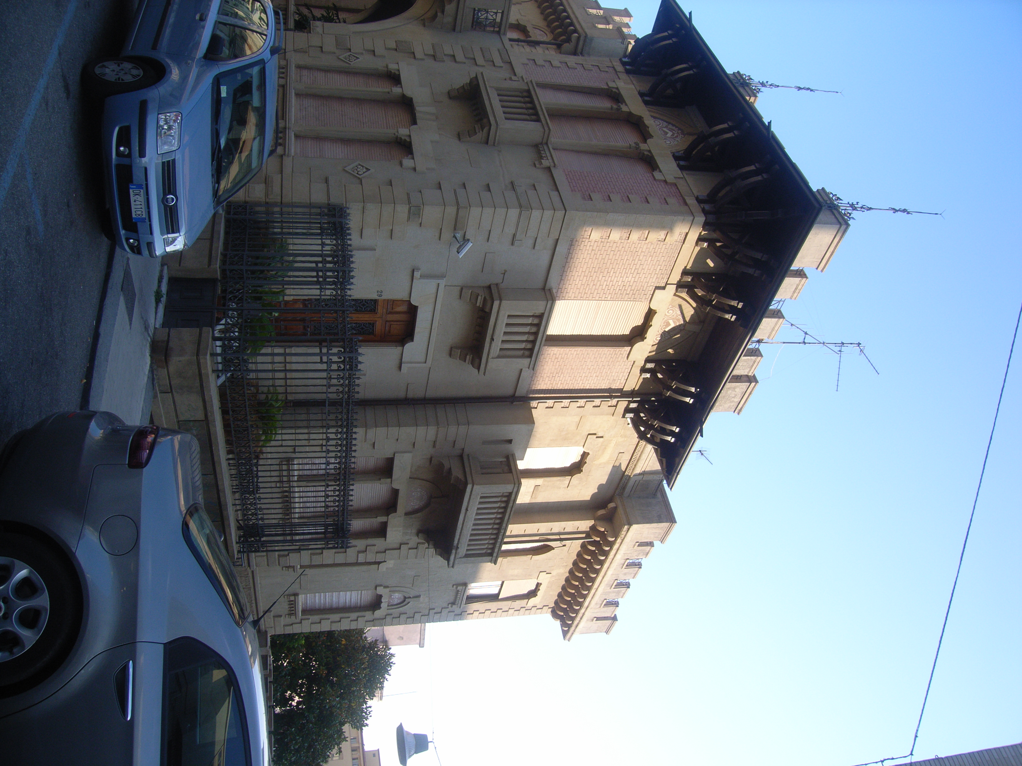 palazzina, Palazzina Bisogni