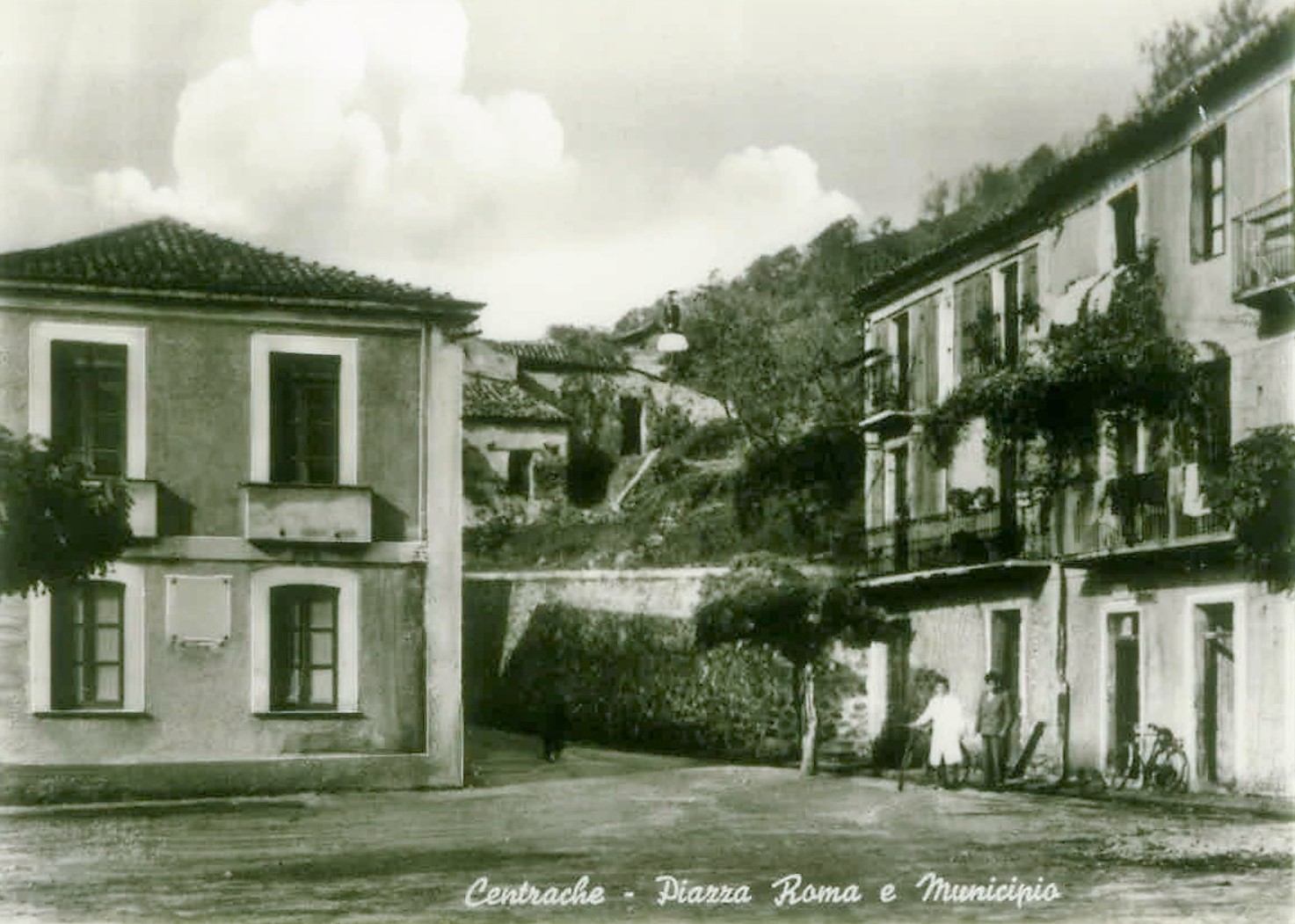 centro storico, di crinale, collinare, agricolo, Centrache