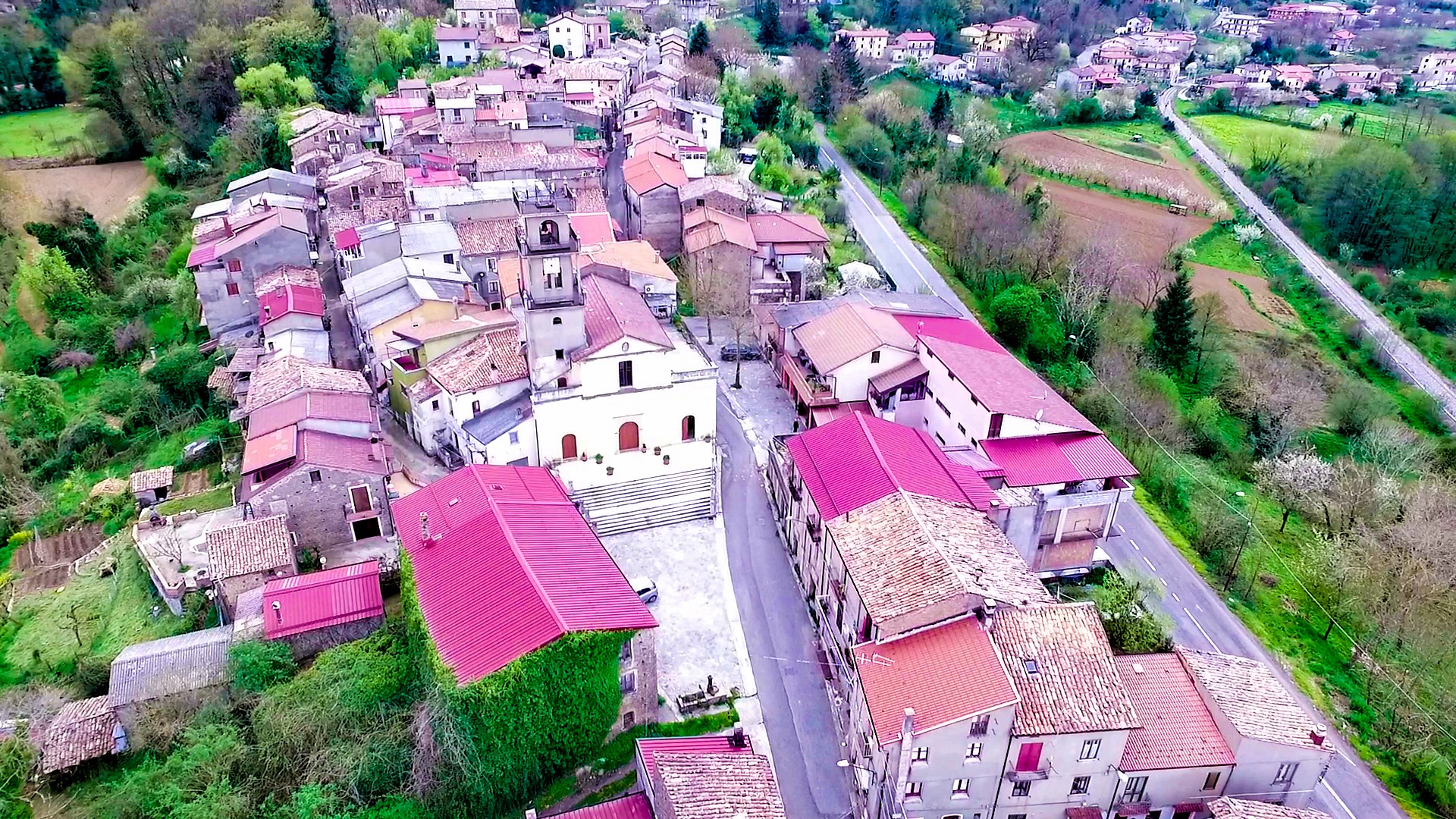 centro storico, di crinale, collinare, agricolo, Decollatura