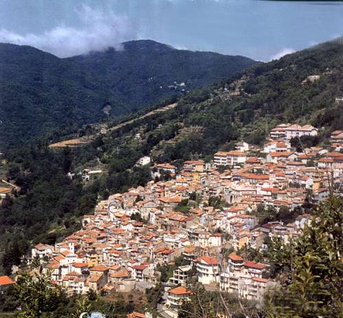 centro storico, montano, di mezzacosta, agricolo, San Pietro Apostolo, San Pietro di Tiriolo