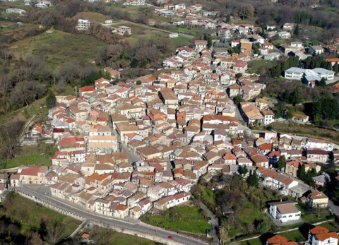 centro storico, di crinale, concentrico, Torre di Ruggiero