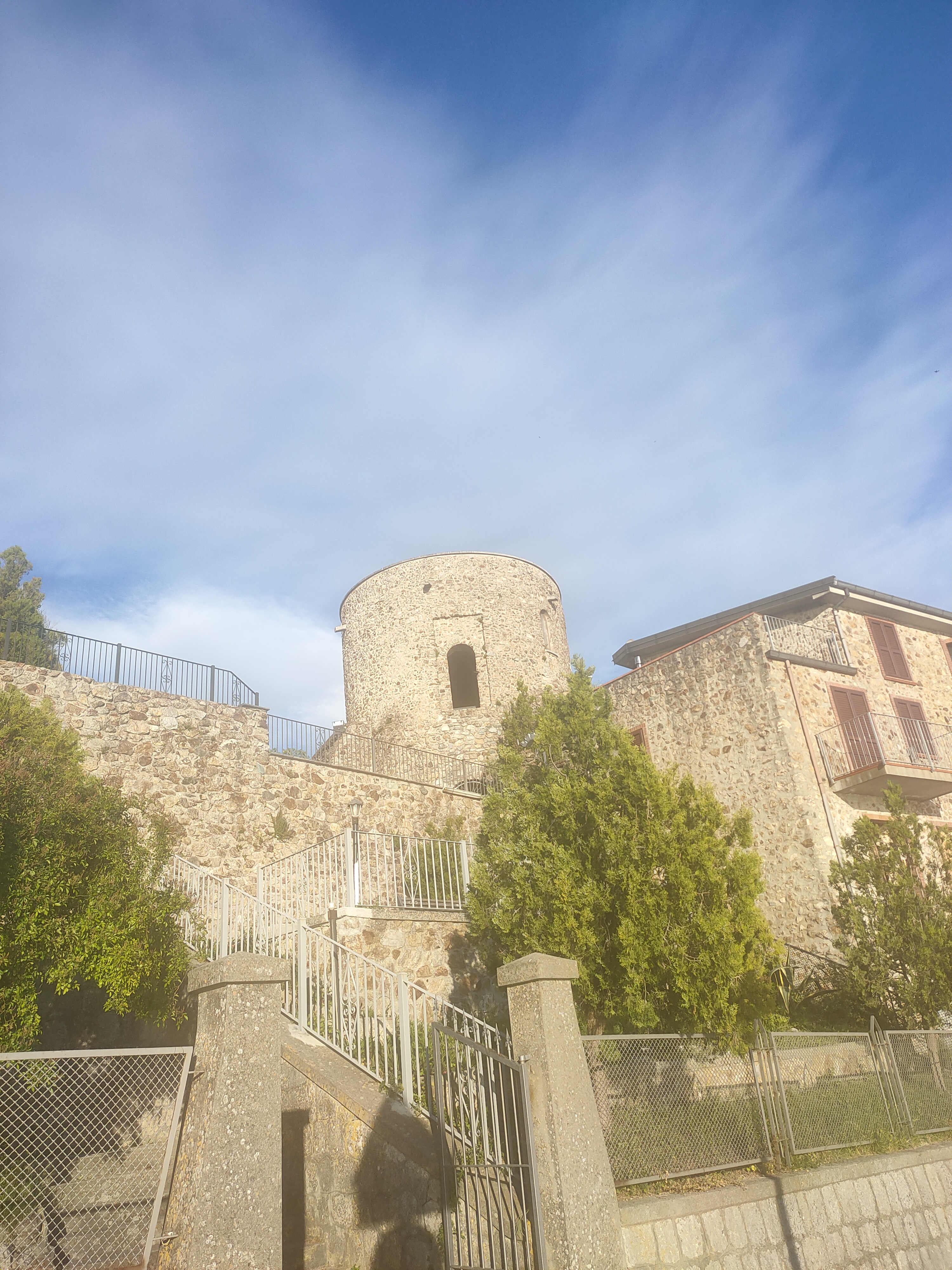centro storico, di crinale, Guardia Piemontese, Guardia Lombarda , La Guardia , Vardia