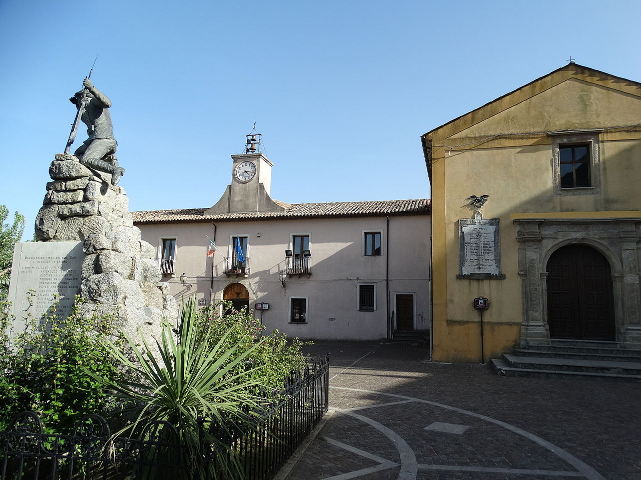 centro storico, di mezzacosta, collinare, agricolo, Mongrassano, Mungrasana , Magrosani