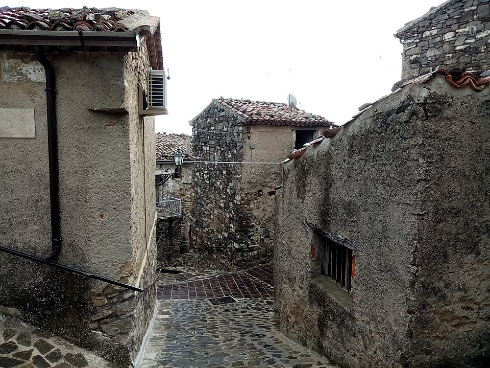centro storico, montano, Plataci