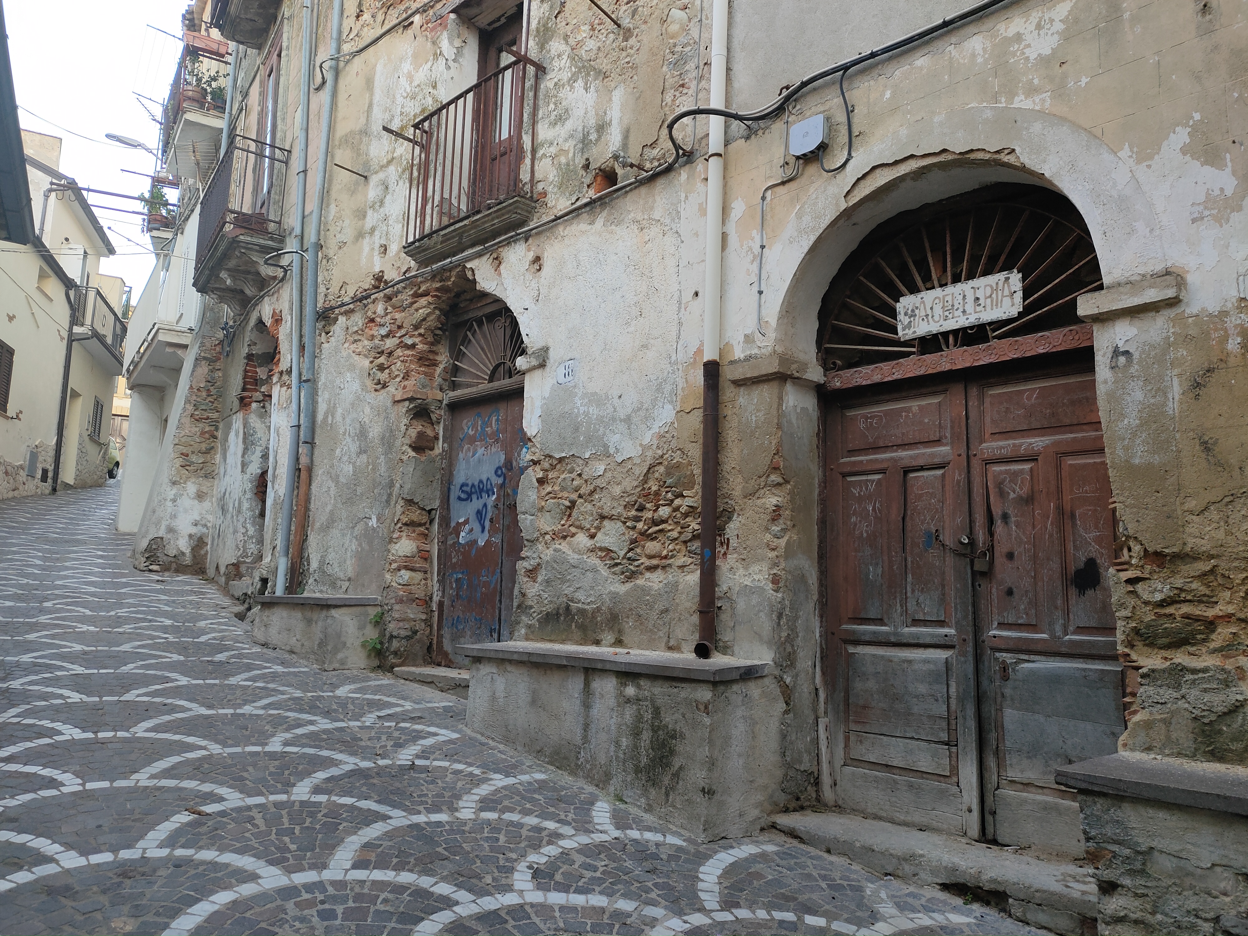 centro storico, di crinale, spontaneo, difensivo, Rose, Rosa , Arentha , Aratha