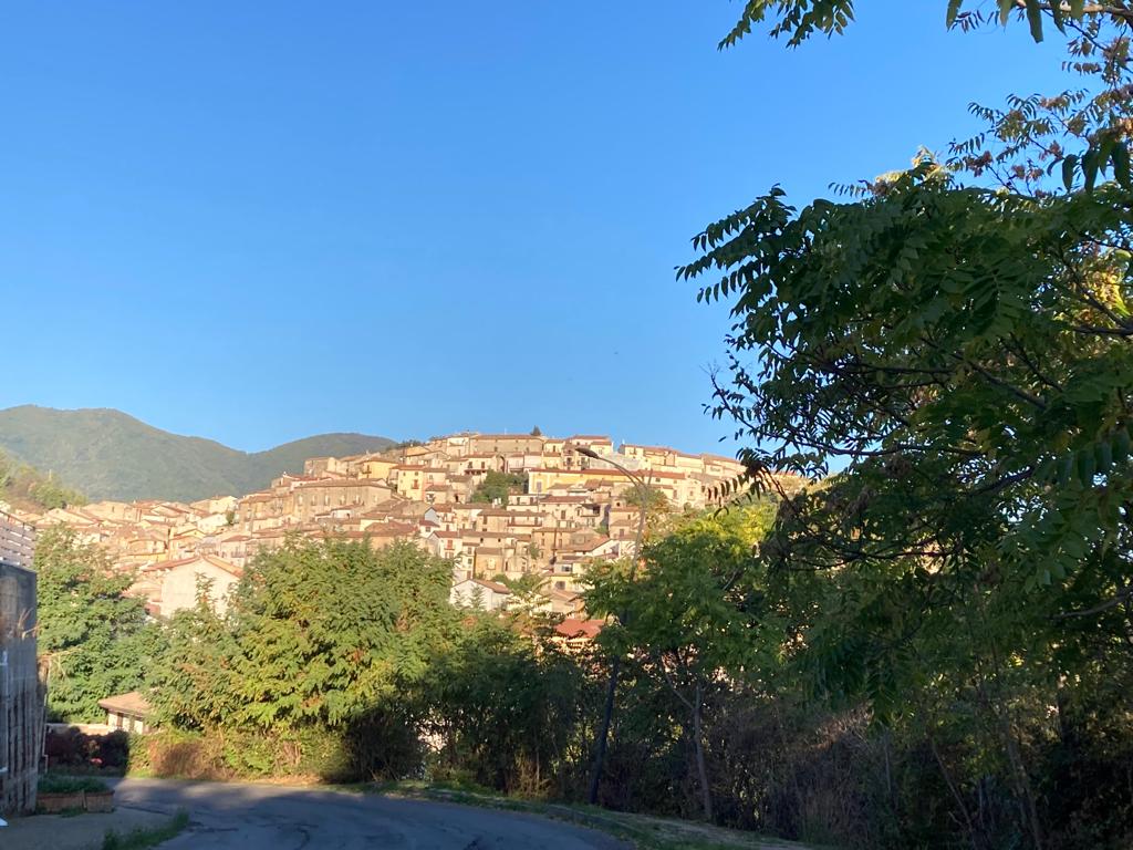 centro storico, di mezzacosta, collinare, Torano Castello