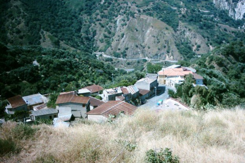 centro storico, collinare, agricolo, difensivo, Calanna