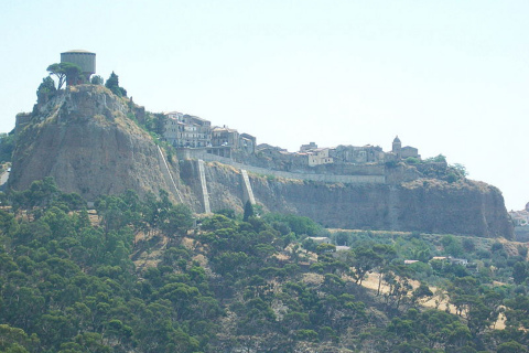 centro storico, collinare, costiero, difensivo, Caulonia, Castelvetere , Kaulon