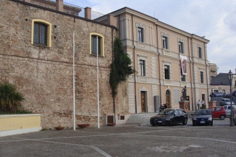 centro storico, di pianura, difensivo, Gioia Tauro, Geolia , Iolia , Giovia Iolia , Joa , Zoa , Gioja (denominazione storica, cit. 1788