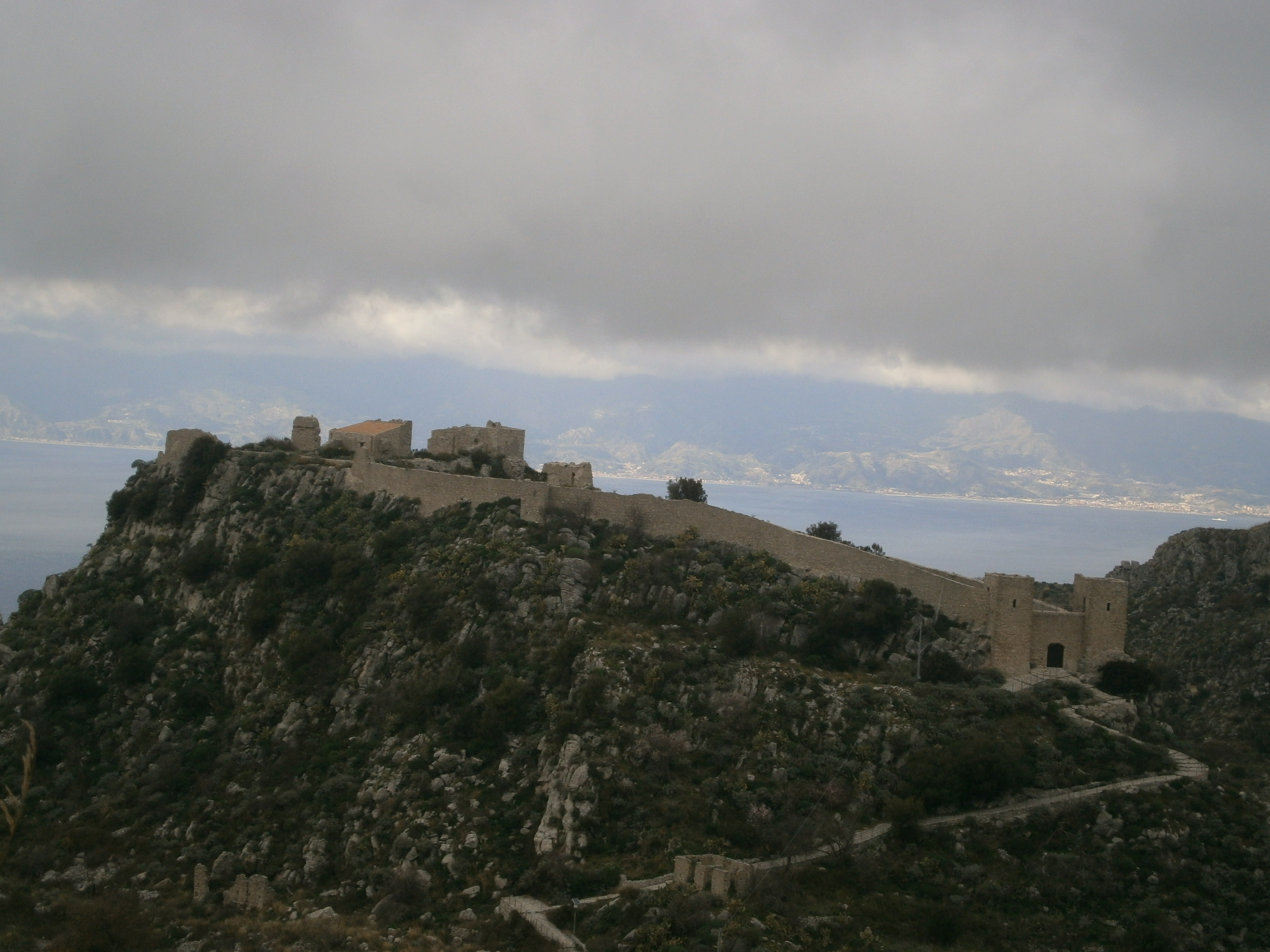 Castel San Niceto