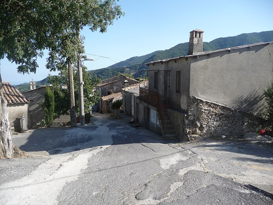centro storico, di crinale, lineare, agricolo, Nardodipace Vecchio, Nardodipace, Nardo di Pece