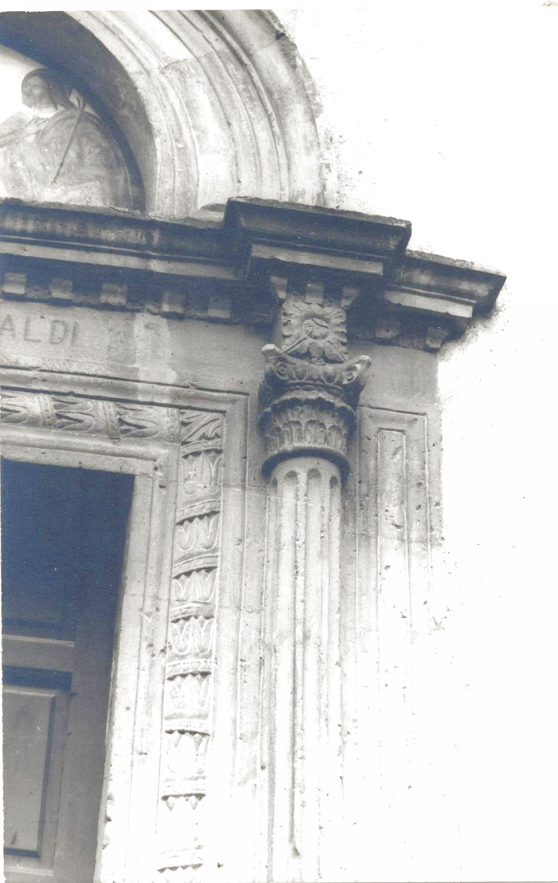 Portale della Chiesa dei SS. Patroni