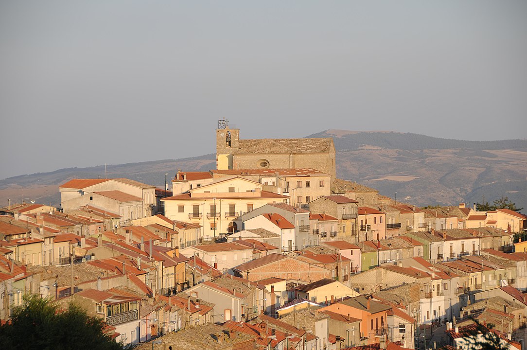 centro storico, montano, di crinale, Montaguto, Montem Acutum , Monte Acuto
