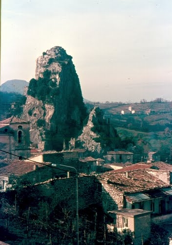 centro storico, di mezzacosta, Pietrastornina