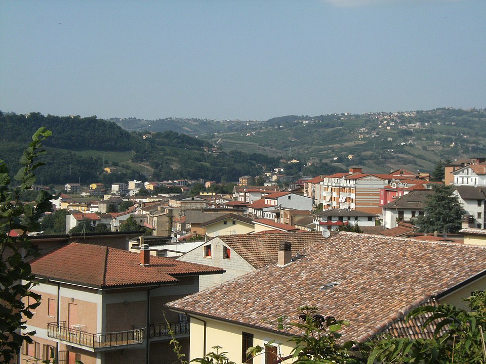 centro storico, collinare, Pratola Serra